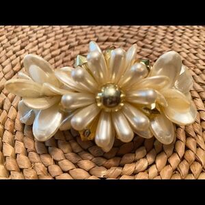 Vintage 90s Pearl Barrette Bridal Pearls Hair Accessory Barrette for Wedding